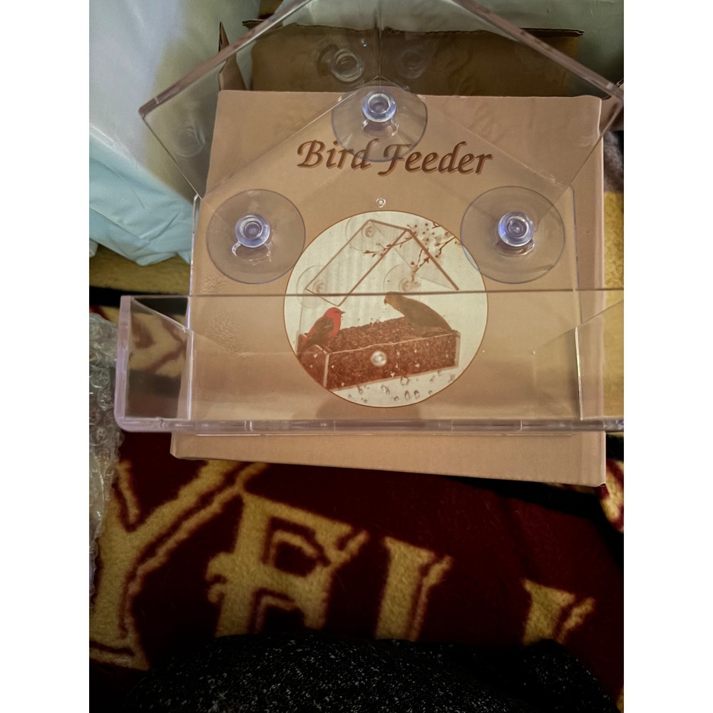 Window bird feeder